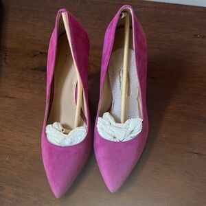 Brand New. Never worn. Botkier Raspberry Fizz Suede Pumps.